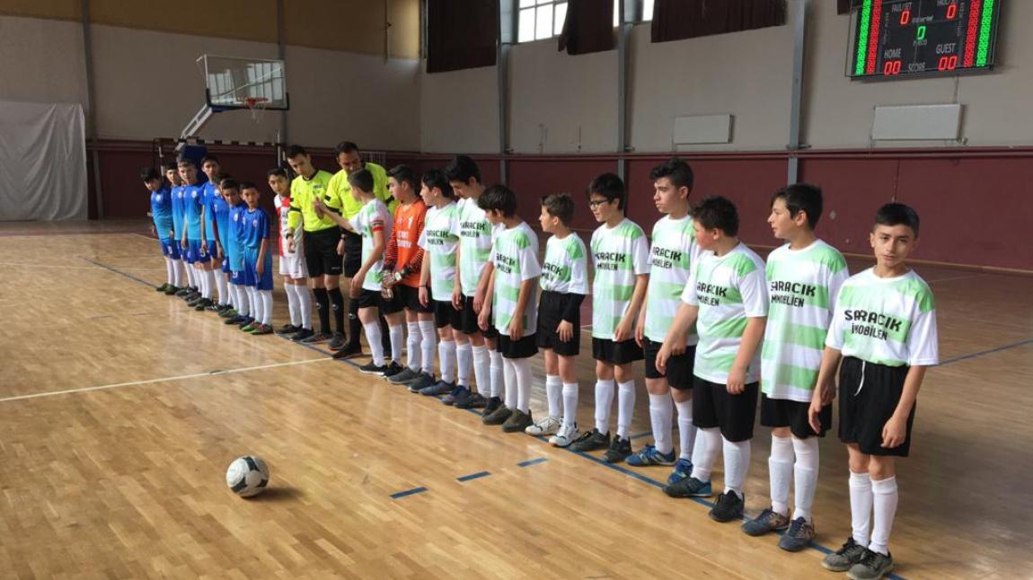 Yıldız Erkekler Futsal Turnuvasında Hocalar Yatılı Bölge Okulu ile Karşılaştık.